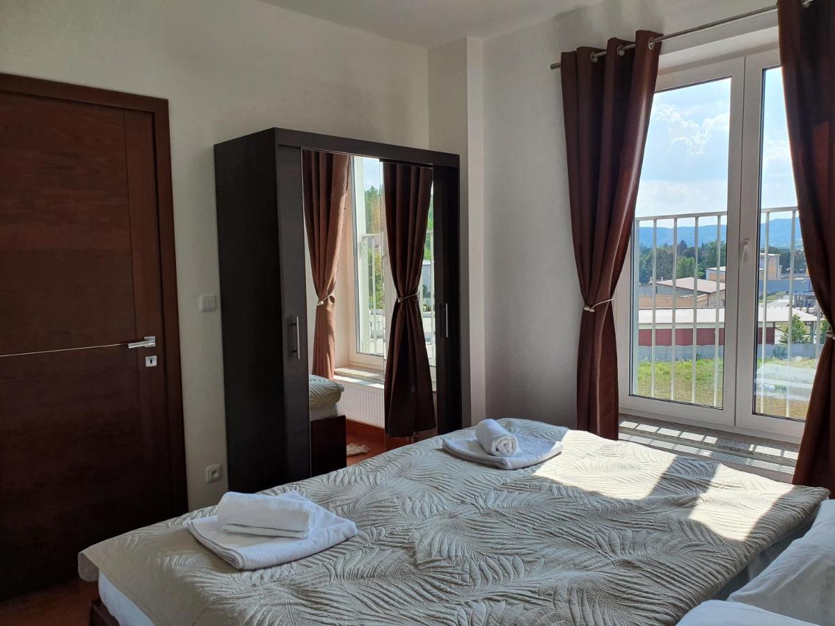 Apartman S Wellness Apartment Карлови Вари Екстериор снимка